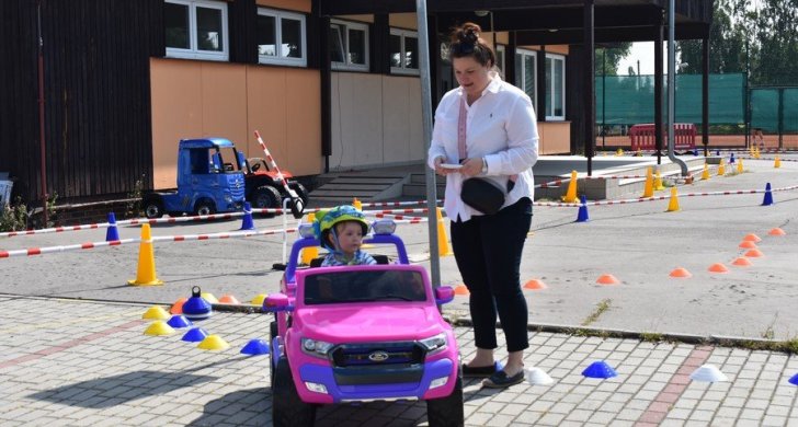 Březenská pouť a motosraz Poláky (65).JPG